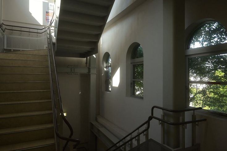 Dramática y fonética. cover img