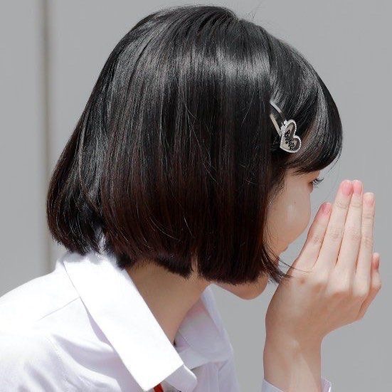 profile img faye profile img