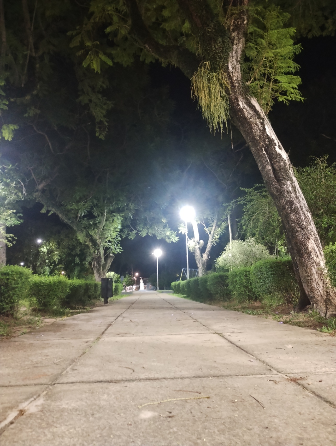 MERECEMOS QUERERNOS.