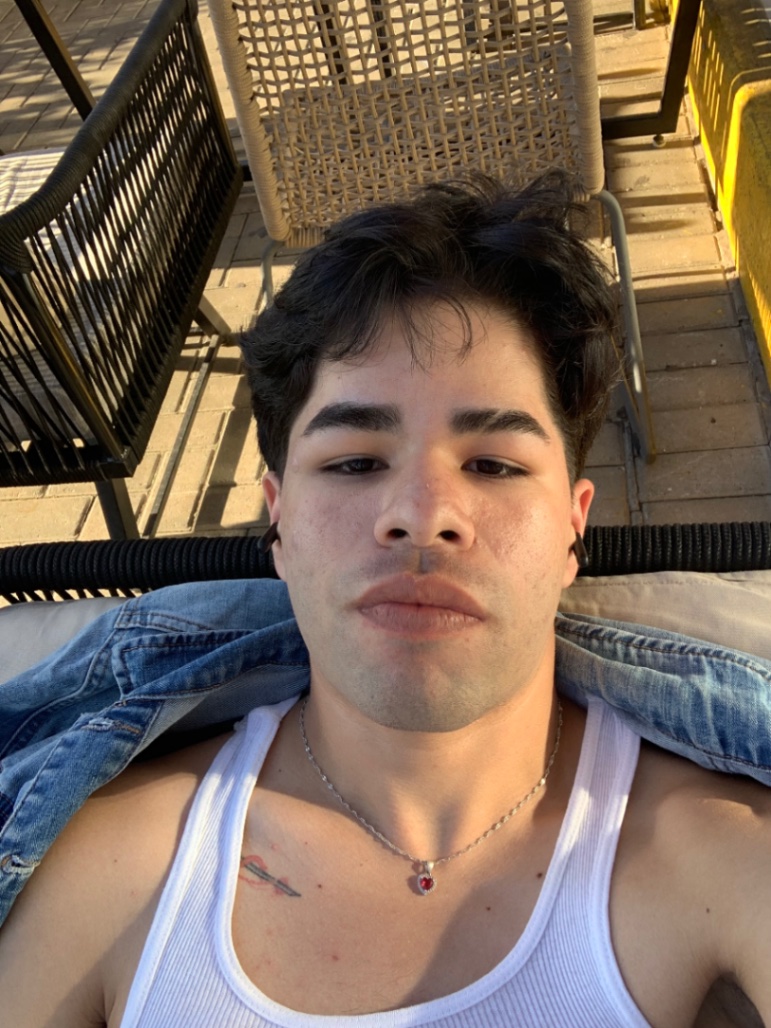 Ian Carlos