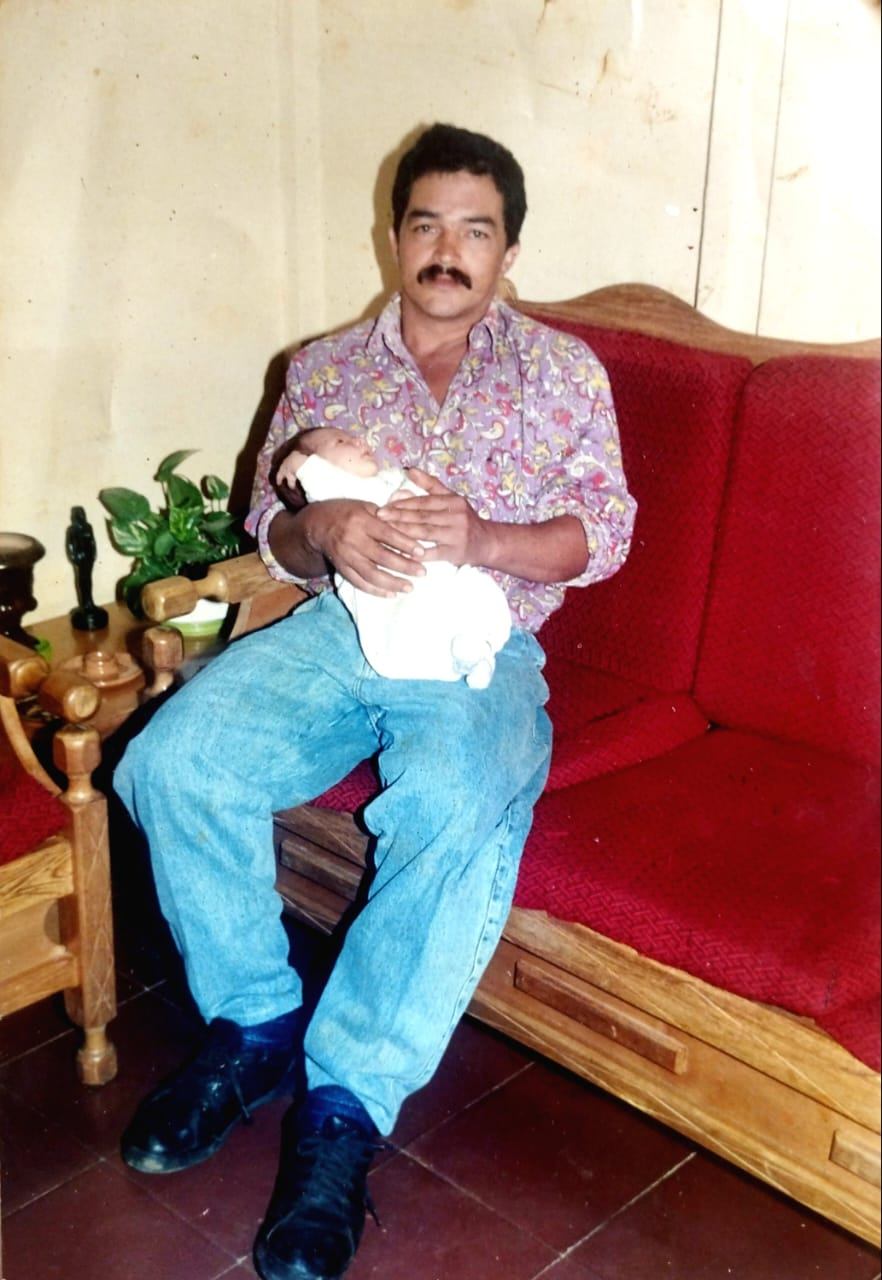Buscando a mi padre entre las sombras