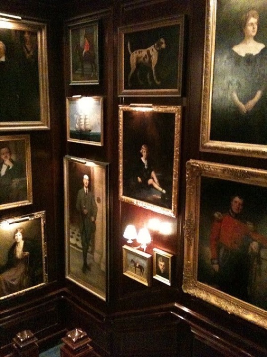 profile img Aisra profile img