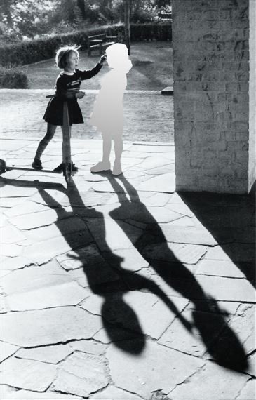 Pintemos juntos nuestras sombras.