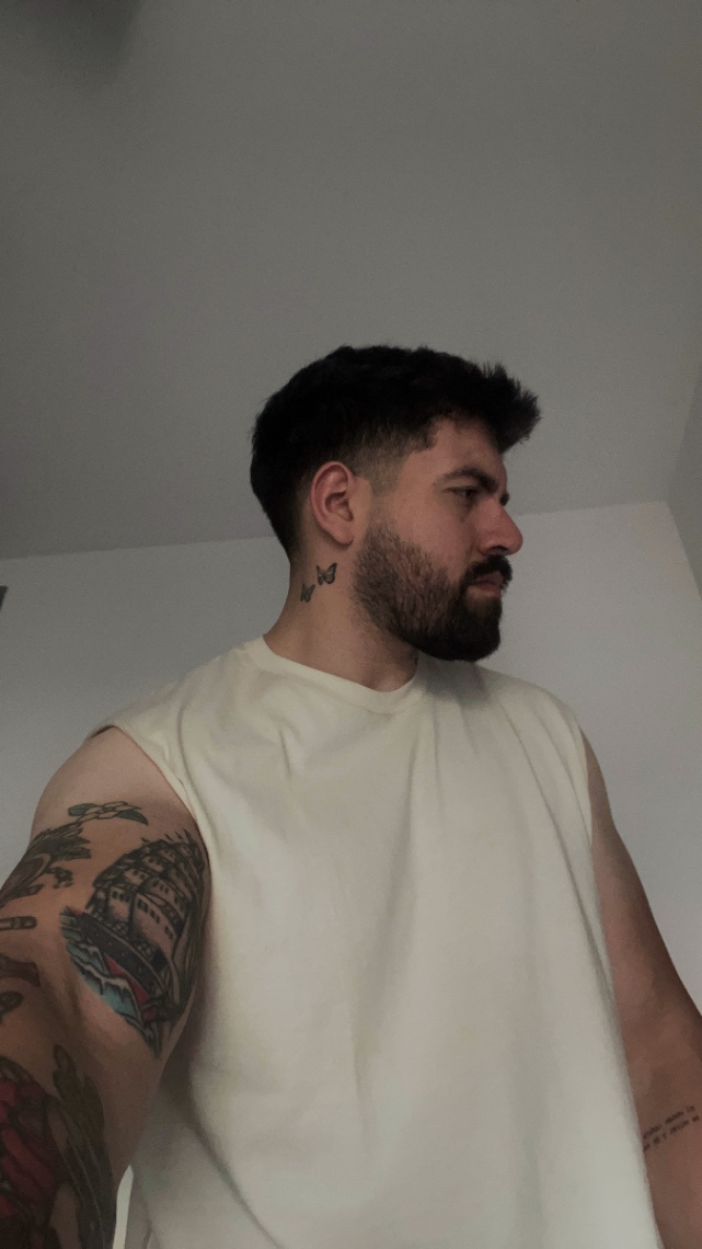 profile img tomito  profile img