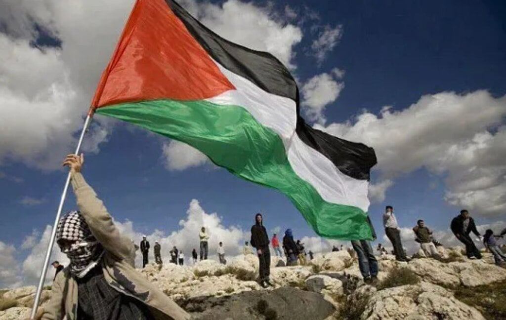 ABRIENDO CAMINOS A GAZA