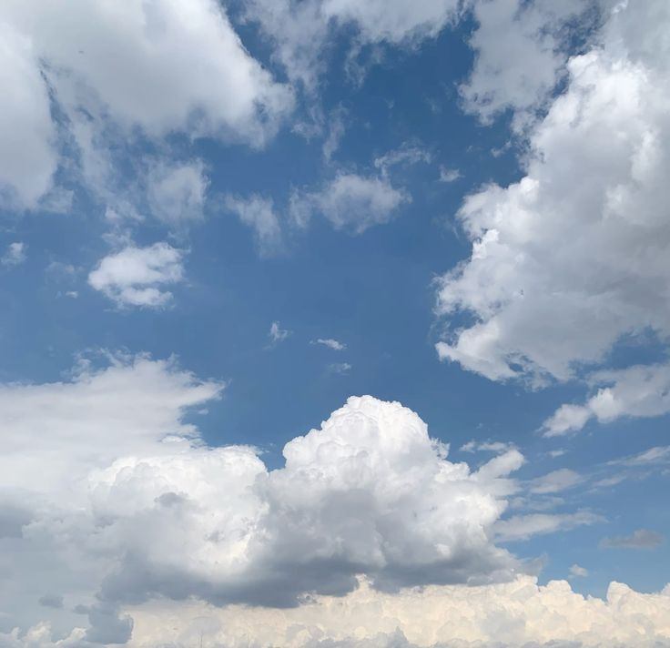 El cielo y las nubes...