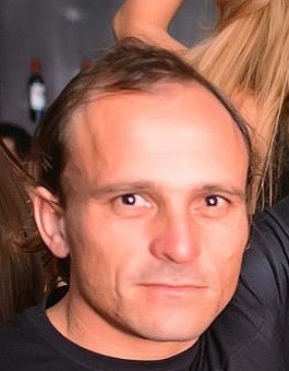Ruben Omar revetria