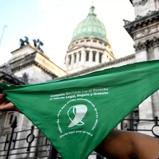 Acerca del derecho abortar, algunas aporías