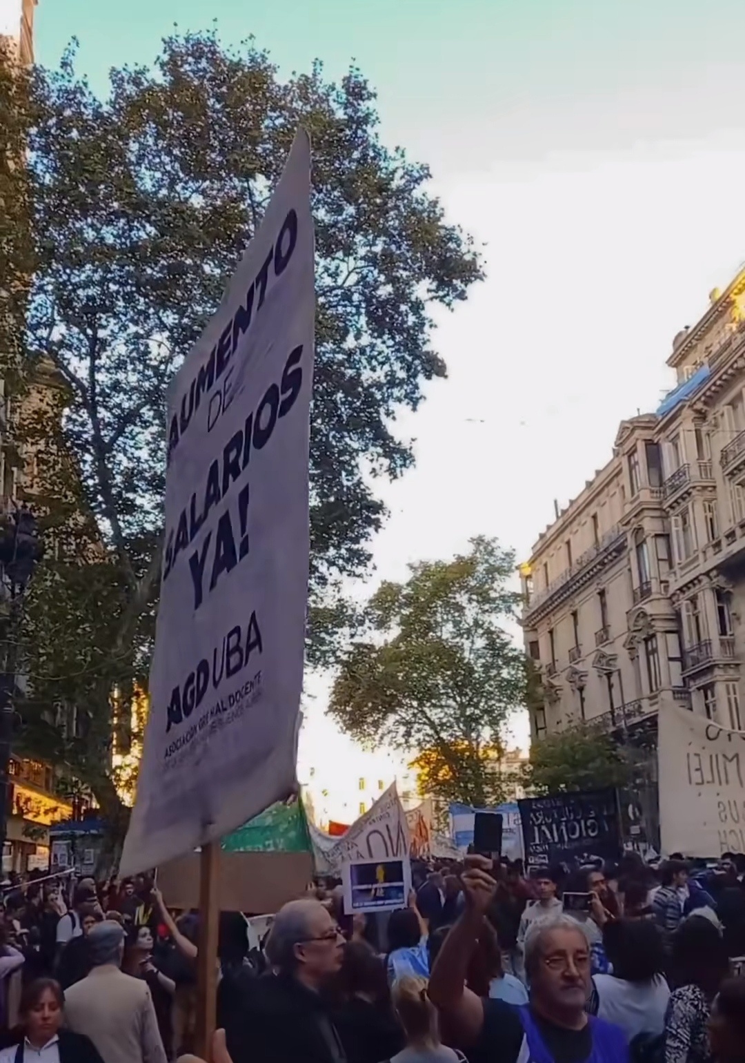 Educación Pública. Siempre