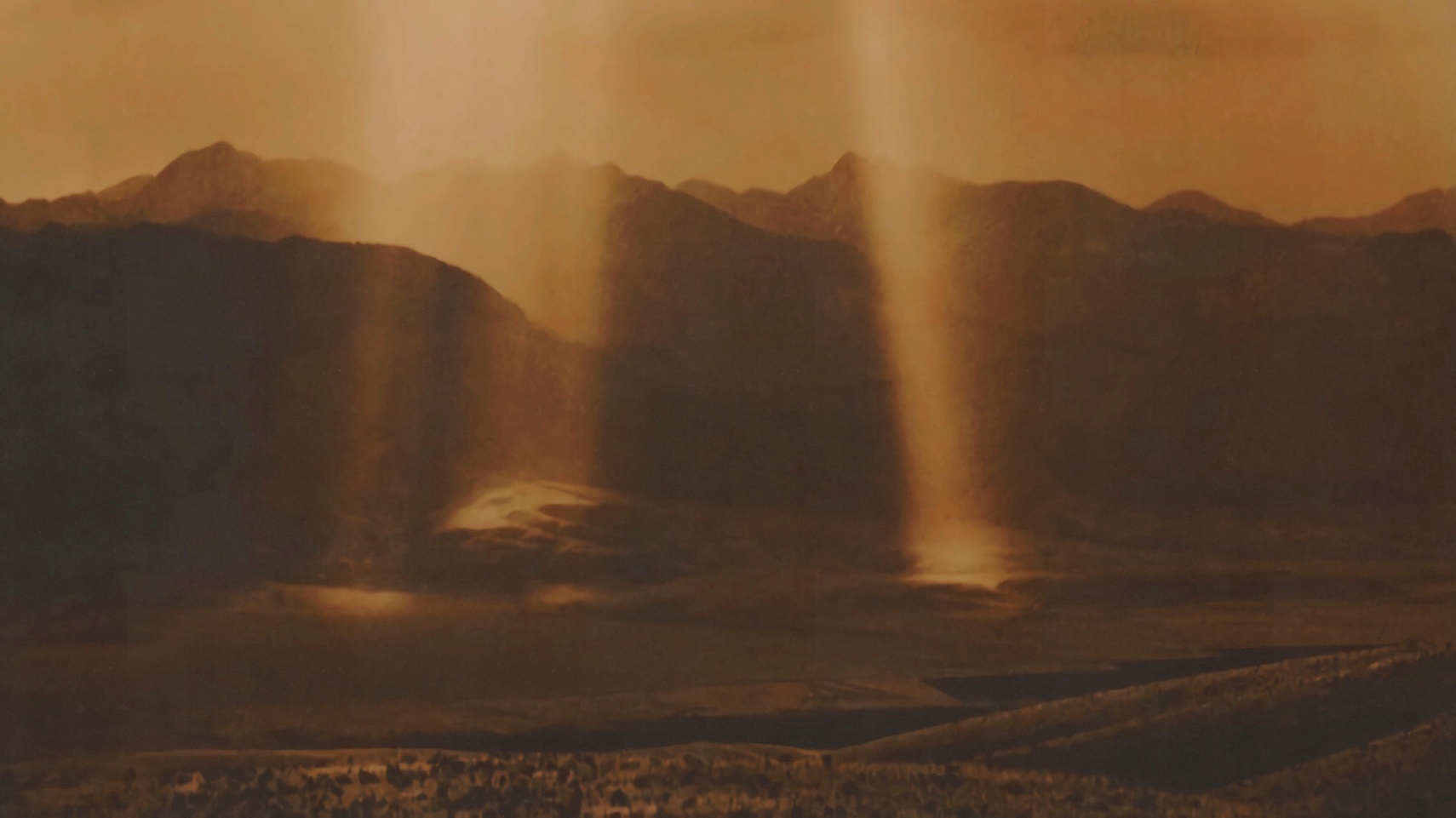 Ocho de junio de dos mil veinticinco.