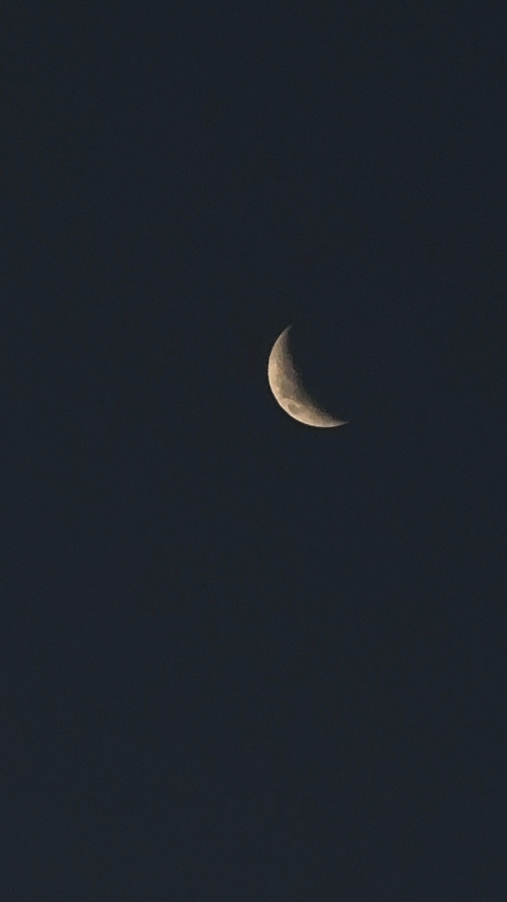 La luna de la nada