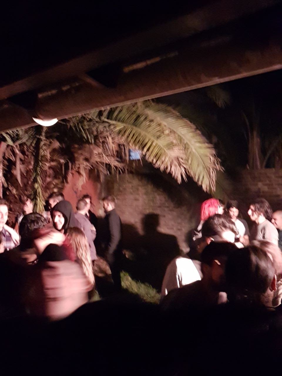 Una Casa, Cinco Almas Perdidas y el Final Que Nunca Llega