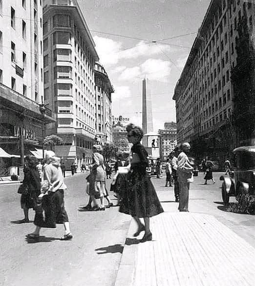 sola en corrientes