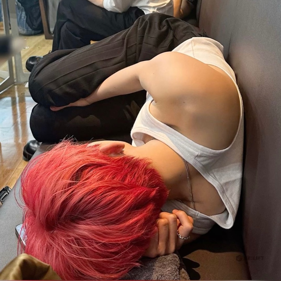 profile img ✵ profile img