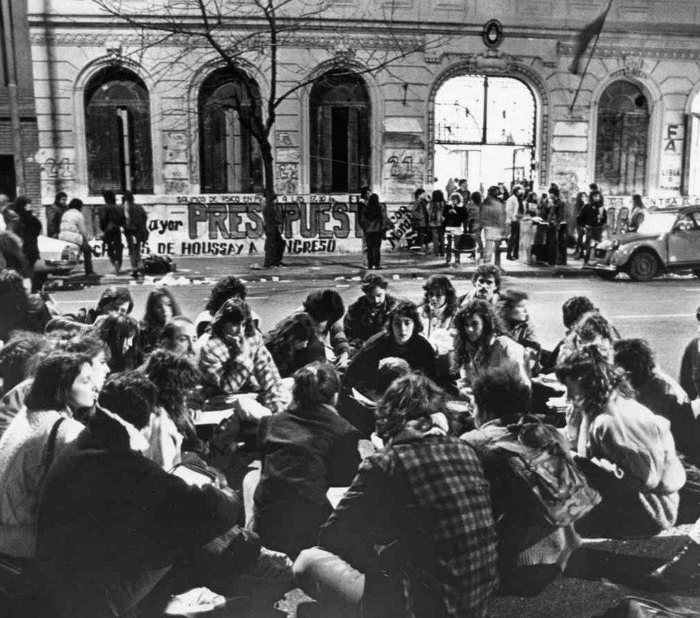 Desfinanciamiento Universitario: ¿Dónde puede un país pensarse a sí mismo?