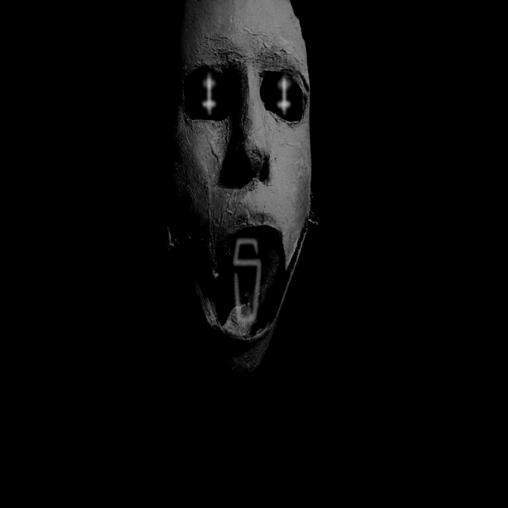 Tus labios me han mentido tanto, Que en cada engaño eran distintos