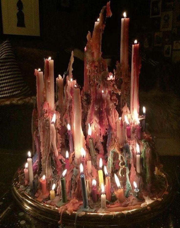 todas las palabras forman un mismo nombre 