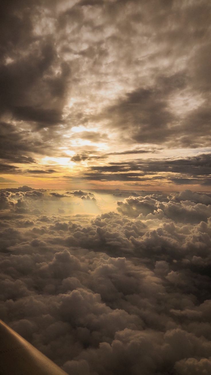 El beso entre las nubes y la tierra