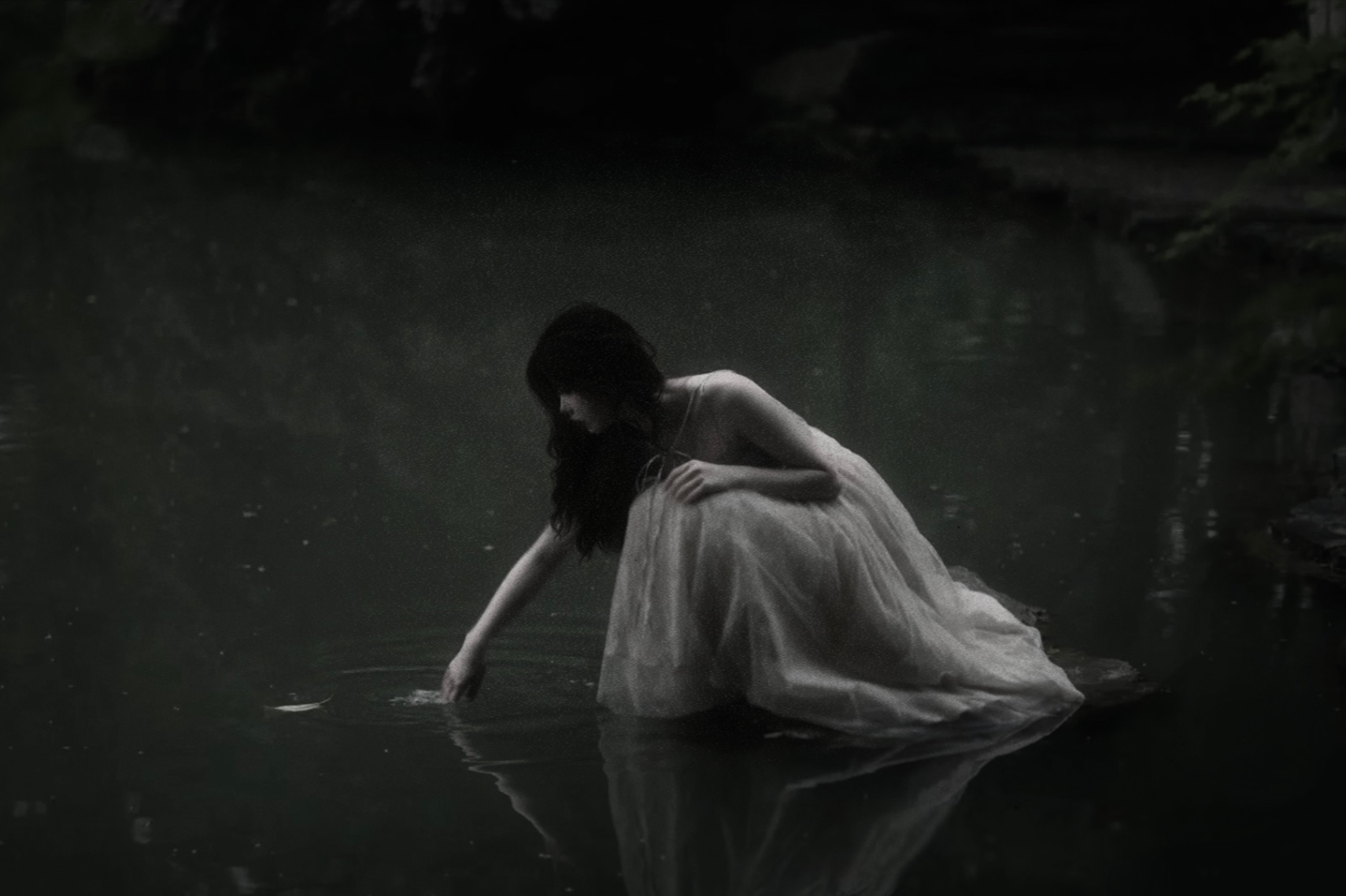 Éter gris. cover img