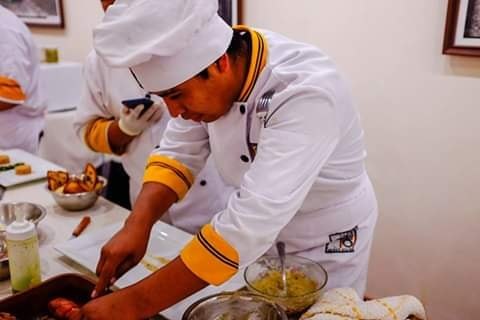 DIEGO YUCRA cover img