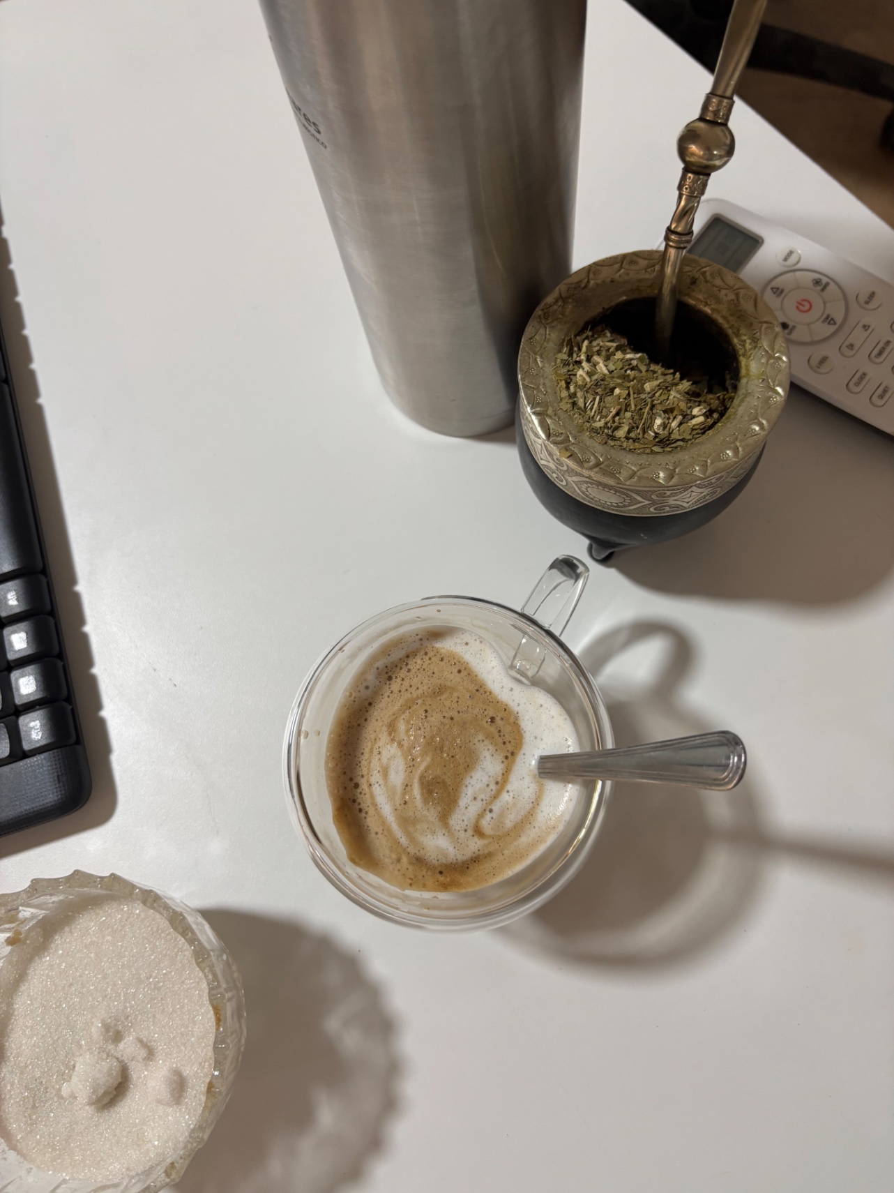 sos el café que necesito a la mañanaa