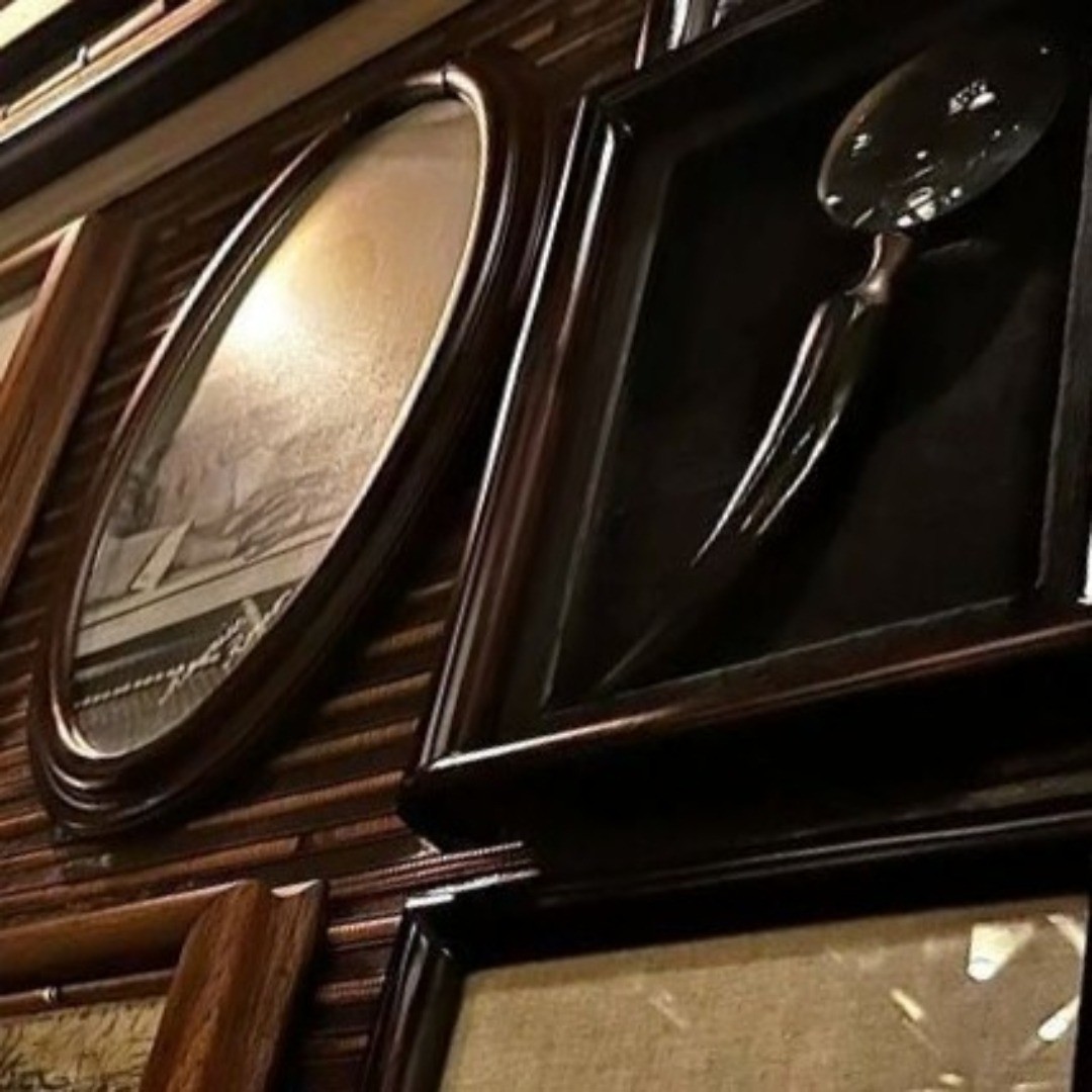 Versos agónicos. cover img