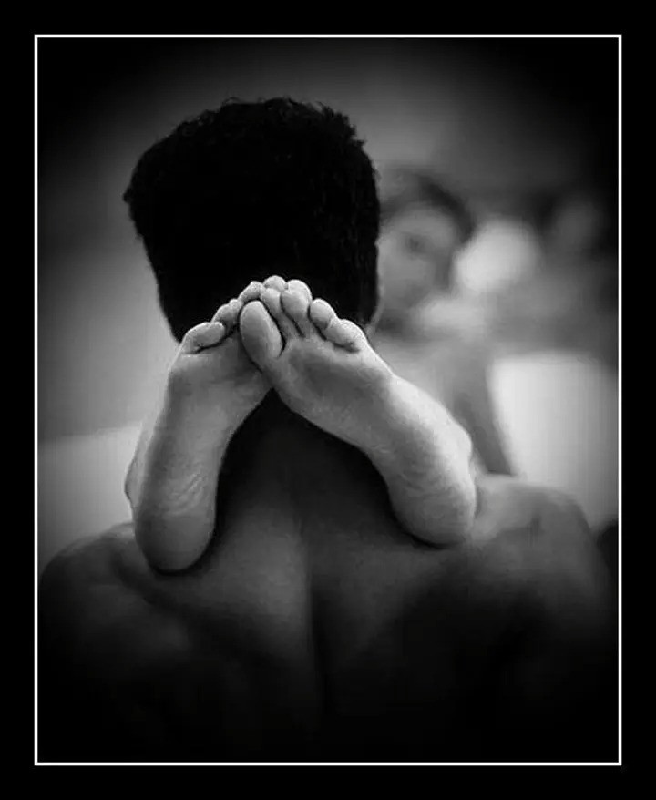 MÁS ALLÁ DEL FONDO.