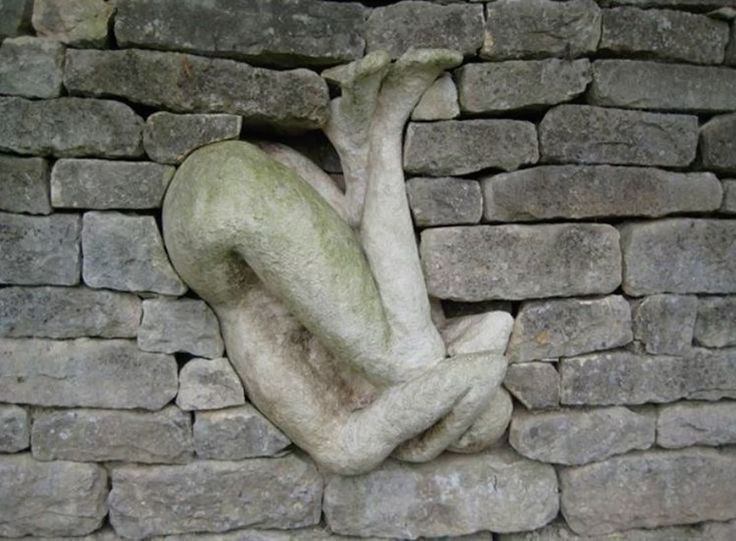 ingenua, ingenua, ingenua