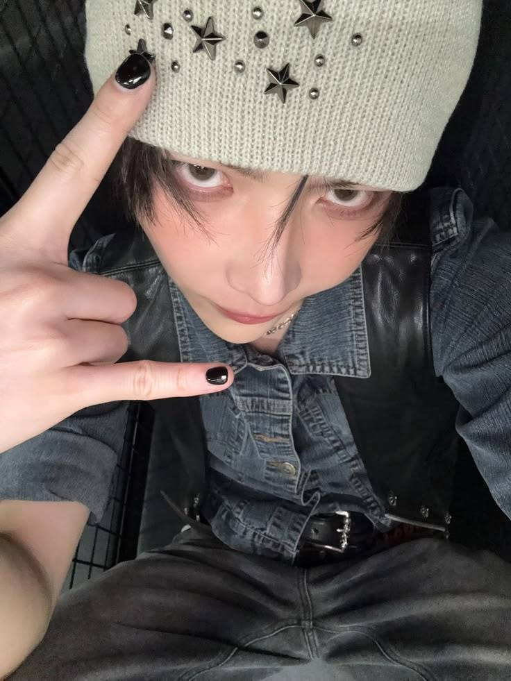 profile img 01001000 profile img