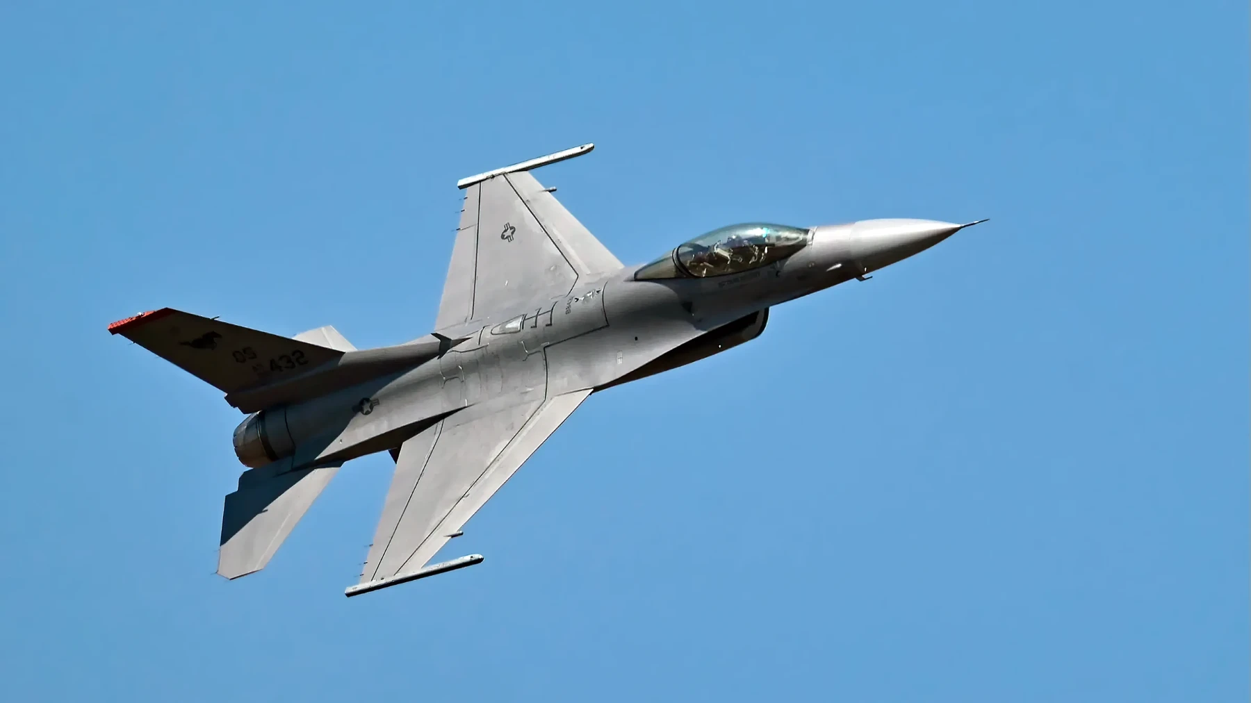 Qué son los aviones F-16 y por qué son importantes para Argentina (2024)