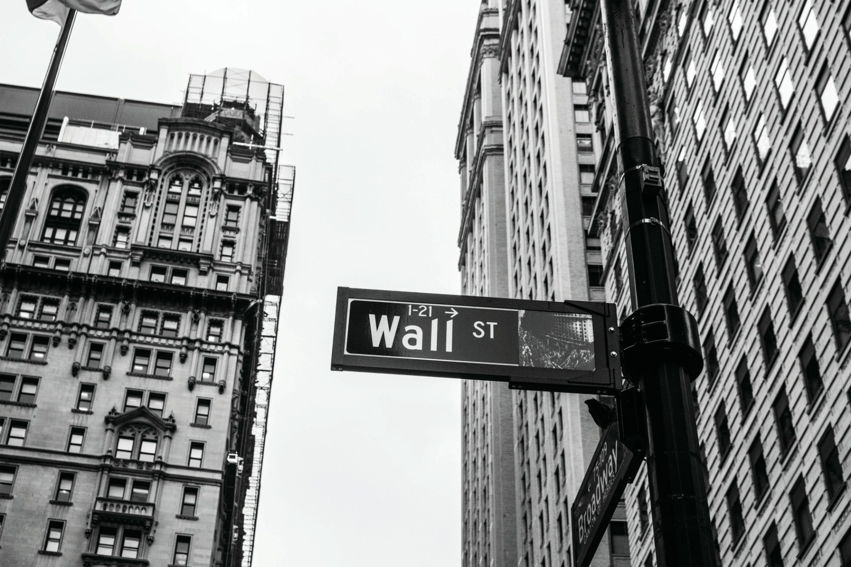 Finanzas Personales: Cómo Empezar a Invertir con Poco Dinero