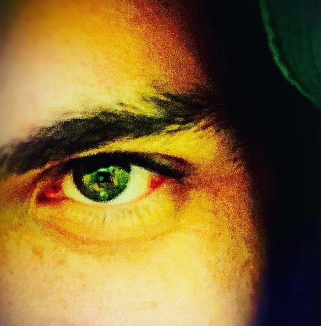 Green Eyes Red