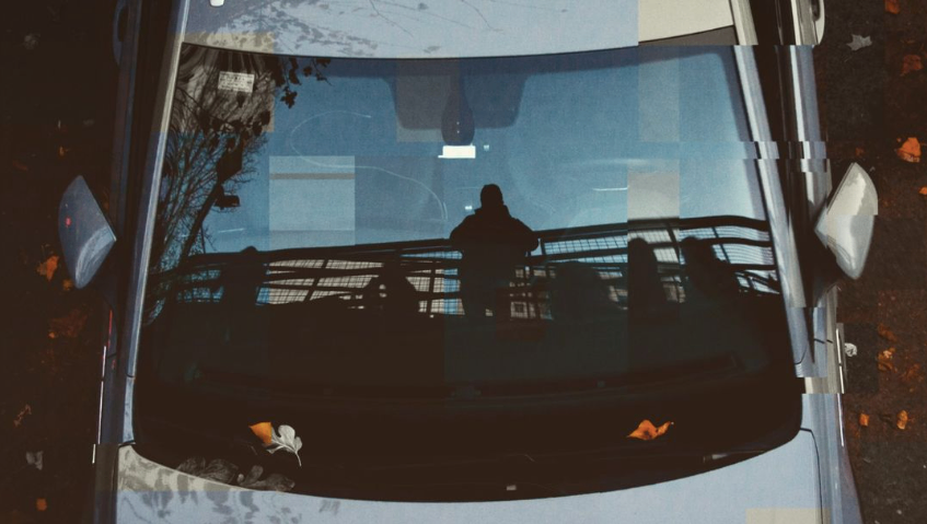 (III) Desde el reflejo