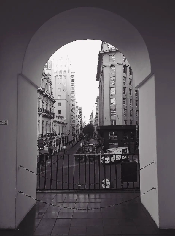 (VII) Desde la realidad